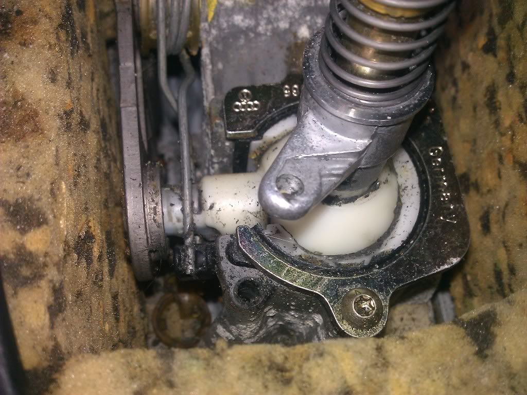 Bushings under the shift knob. 5speed mkiv VW Vortex Volkswagen Forum