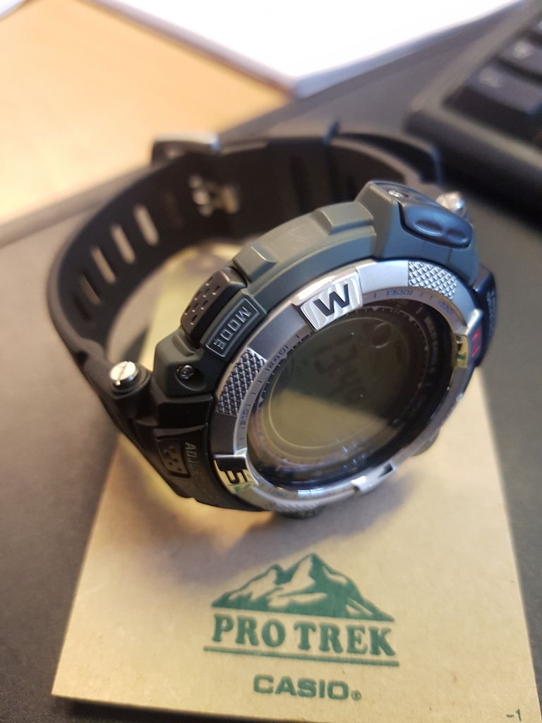 pro trek prw 1500