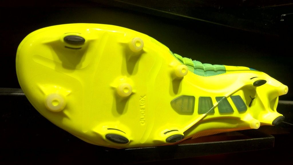 Puma evoPOWER 1.3 FG- Safety Yellow/ Black/ Atomic Blue 103524-01