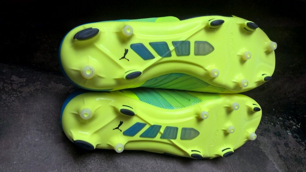Puma evoPOWER 1.3 FG- Safety Yellow/ Black/ Atomic Blue 103524-01