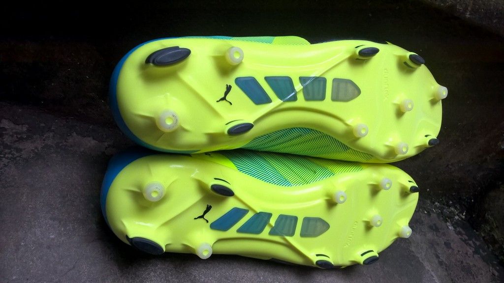 Puma evoPOWER 1.3 FG- Safety Yellow/ Black/ Atomic Blue 103524-01