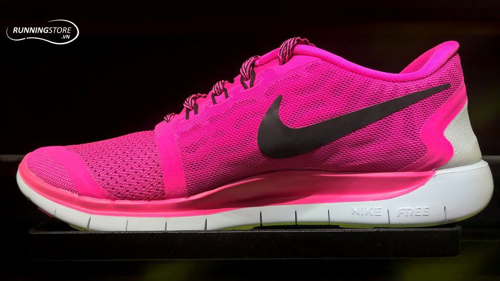 Nike Free 5.0- Women- Pink Pow/ Black/ Vivid Pink/ White 725114-600