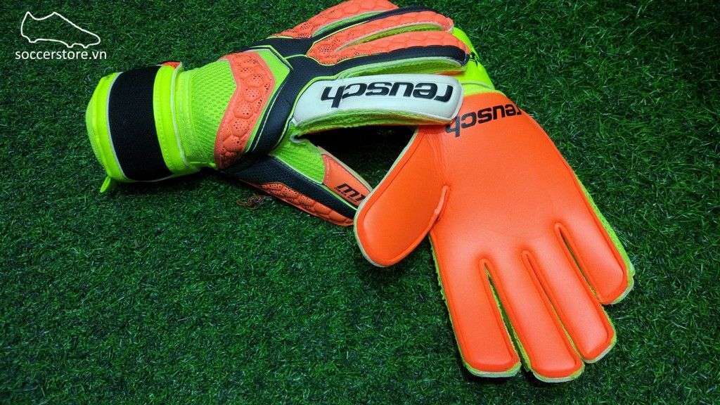Reusch Repulse Prime M1- Black/ Shocking Orange 3670109-767