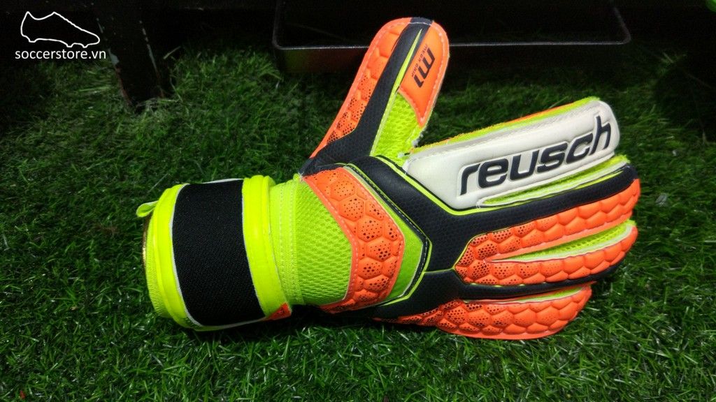 Reusch Repulse Prime M1- Black/ Shocking Orange 3670109-767