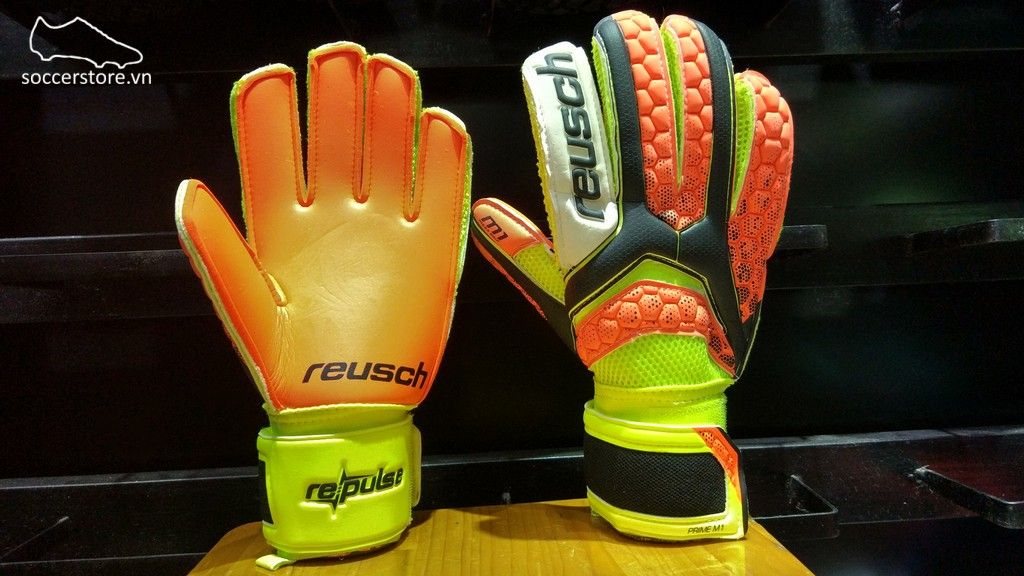 Reusch Repulse Prime M1- Black/ Shocking Orange 3670109-767