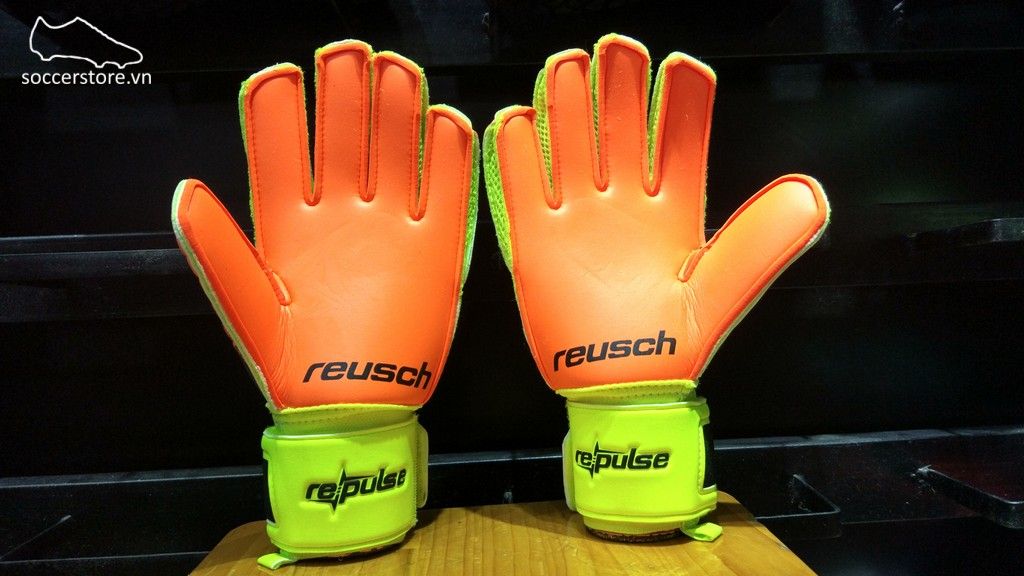 Reusch Repulse Prime M1- Black/ Shocking Orange 3670109-767