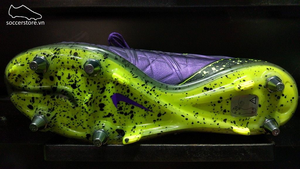 Nike Hypervenom Phantom II SG Pro- Hyper Grape/ Czarny/ Volt 747489-550