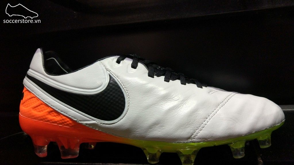 Nike Tiempo Legend VI FG- White/ Black/ Total Orange 819177-109
