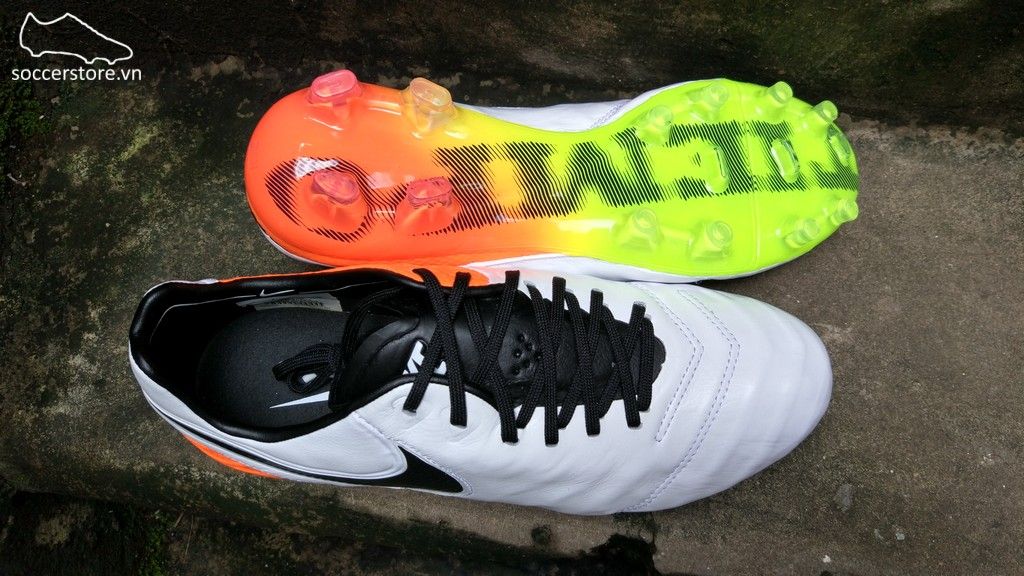 Nike Tiempo Legend VI FG- White/ Black/ Total Orange 819177-109