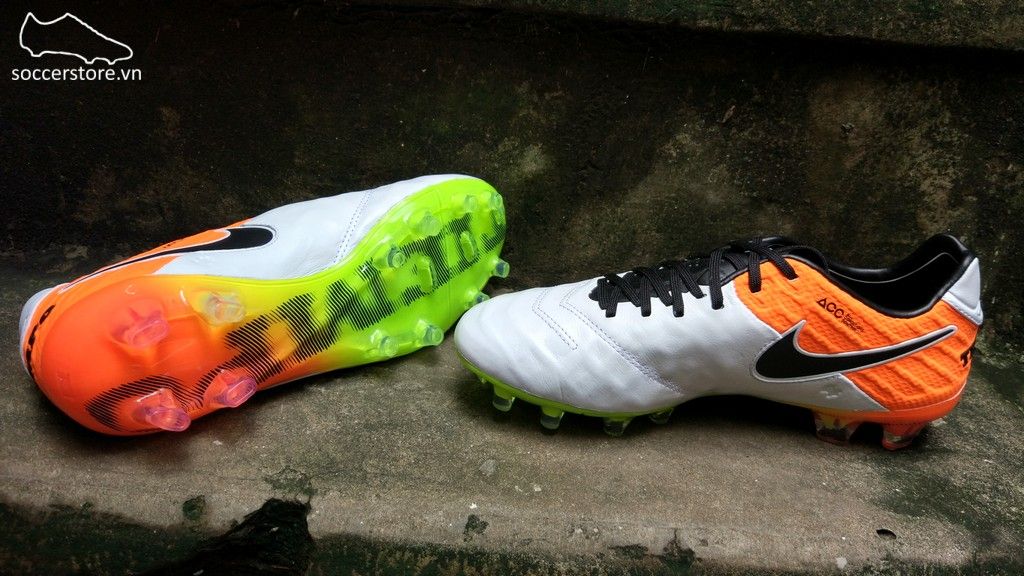 Nike Tiempo Legend VI FG- White/ Black/ Total Orange 819177-109
