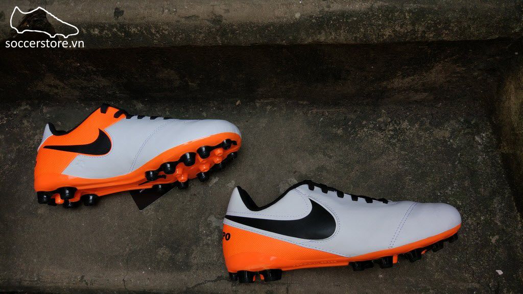 Nike Tiempo Legend VI Kids AG- White/ Black/ Total Orange 833676-108