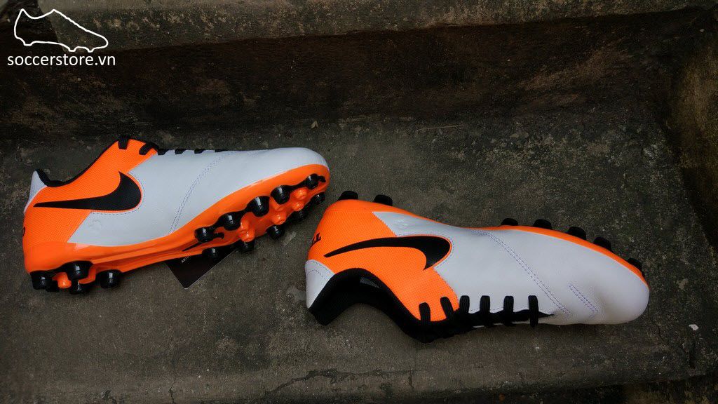 Nike Tiempo Legend VI Kids AG- White/ Black/ Total Orange 833676-108