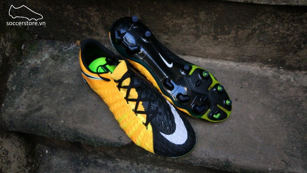 Nike Hypervenom Phantom III FG- Black/ White/ Laser Orange 852567-801