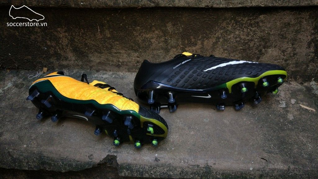 Nike Hypervenom Phantom III FG- Black/ White/ Laser Orange 852567-801