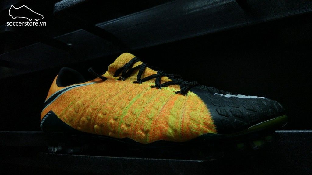 Nike Hypervenom Phantom III FG- Black/ White/ Laser Orange 852567-801