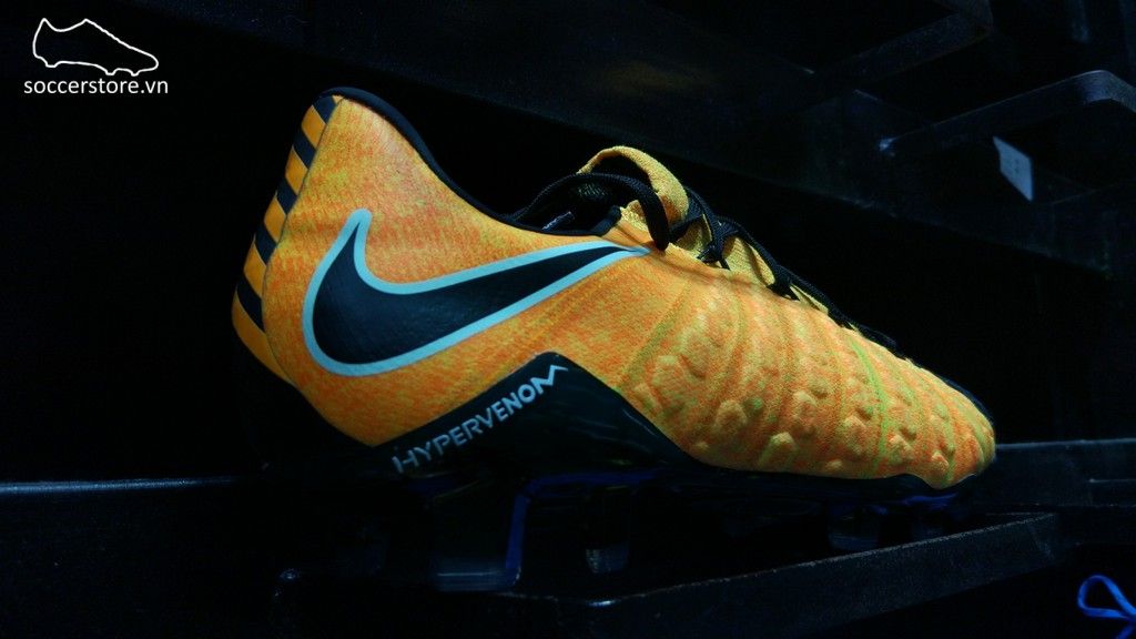 Nike Hypervenom Phantom III FG- Black/ White/ Laser Orange 852567-801