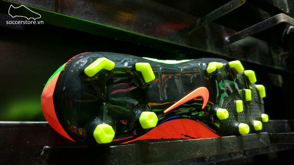 Nike Hypervenom Phantom III DF Kids FG- Electric Green/ Black/ Hyper Orange 882087-308