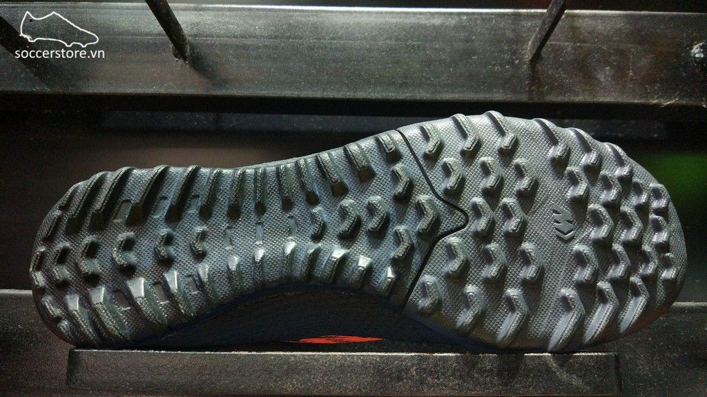 Nike Mercurial SuperflyX VI Academy- Black/ Total Orange/ White AH7370-081