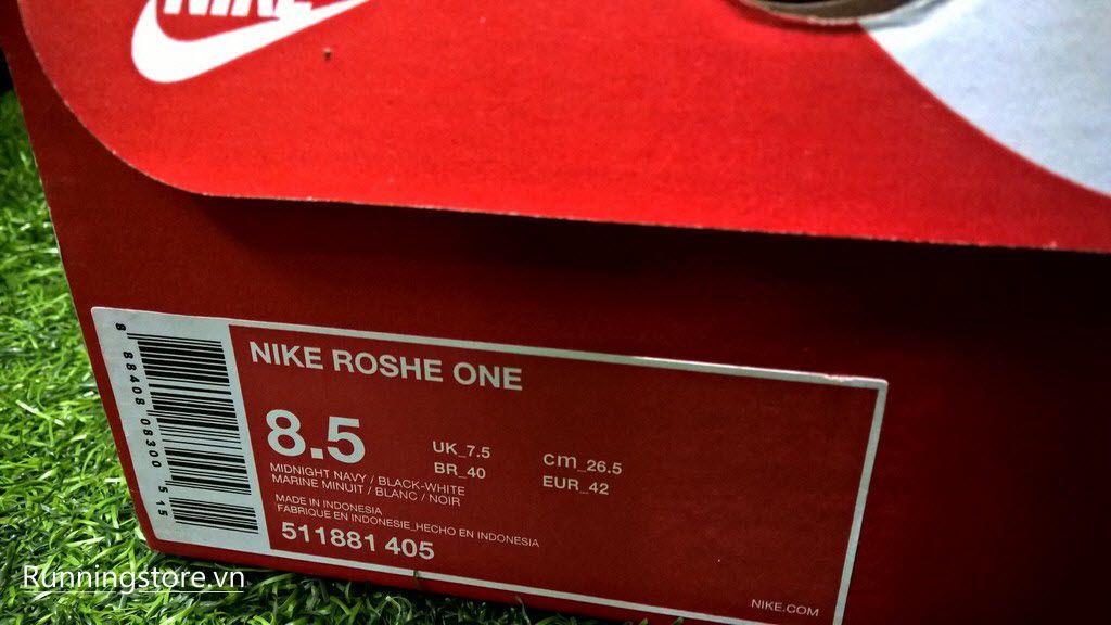 Nike Roshe One- Midnight Navy/ White 511881-405