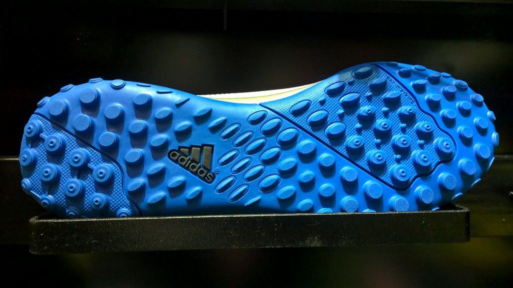 Adidas Messi 15.4 TF Kid White- Prime Blue- Core Black B25452
