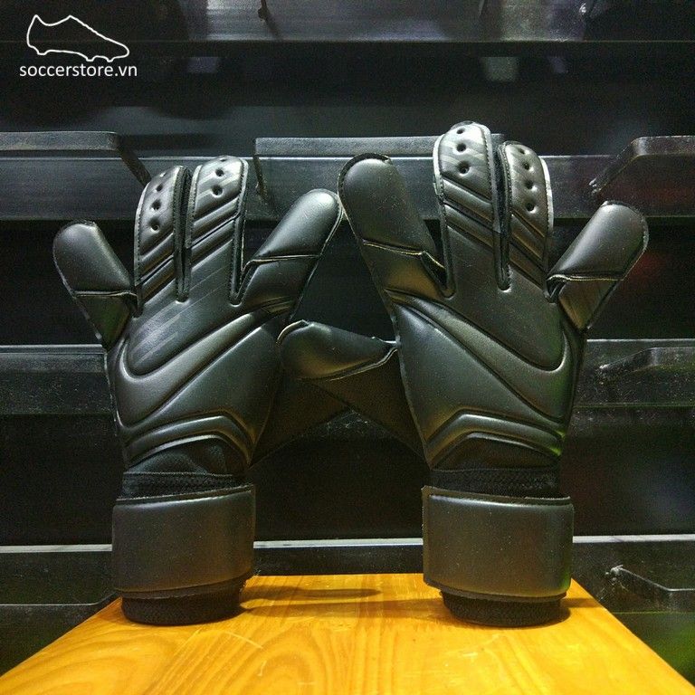 Nike Vapor Grip 3- Black/ Black/ GK Gloves GS0347-011