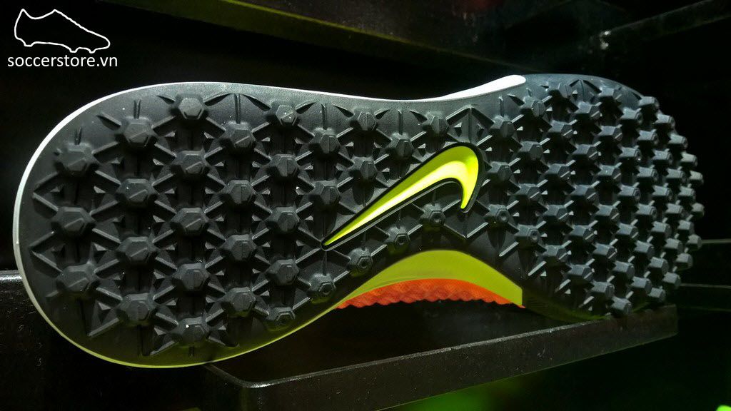 Nike MagistaX Finale II TF- Volt/ Black/ Total Orange 844446-708