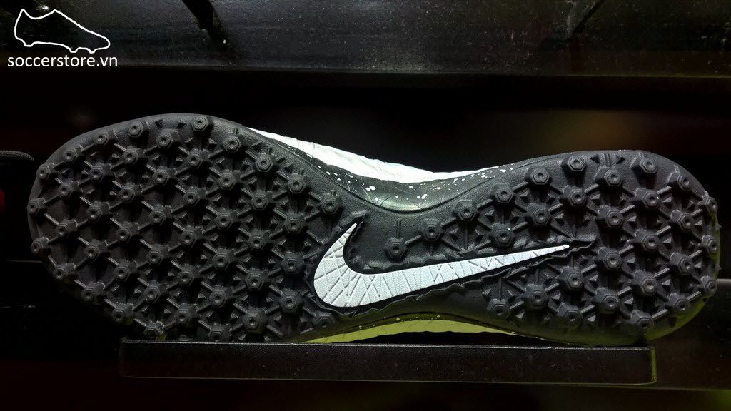 Nike HypervenomX Finale TF- White/ Black 749888-100