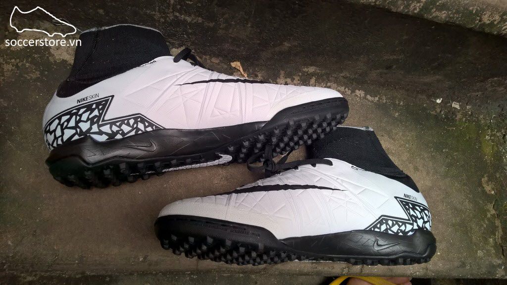 Nike HypervenomX Proximo TF- White/ Black 747484-100