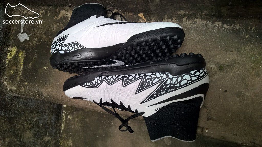 Nike HypervenomX Proximo TF- White/ Black 747484-100