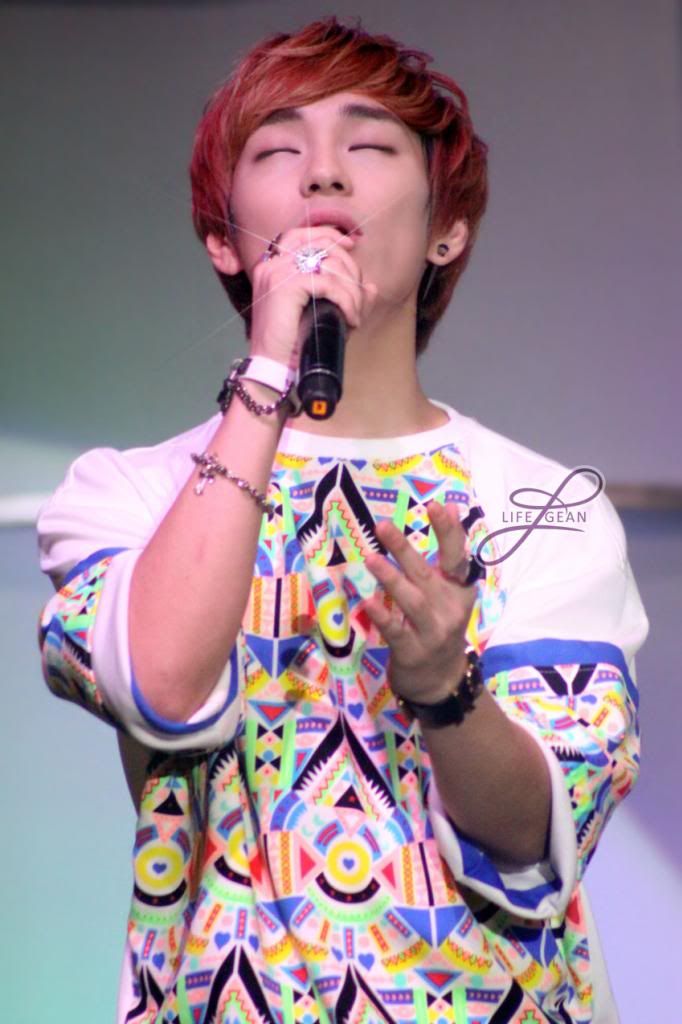 LC9 at The 5th Philippine KPOP Convention - Photo by Life Gean