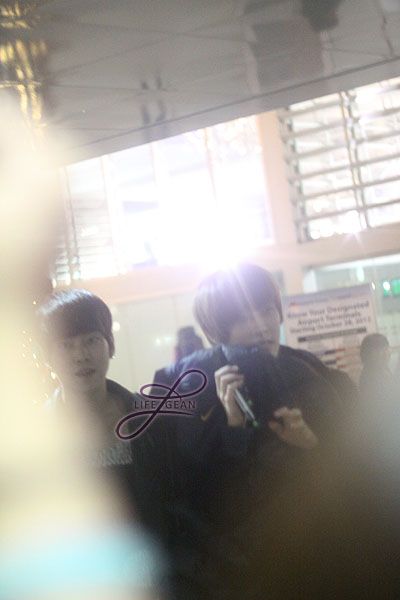 F.CUZ - Daegeon and Raehyun at NAIA Terminal 1, departing from Philippines