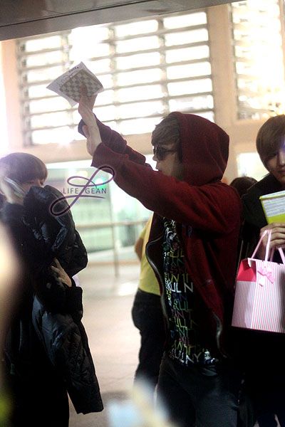 F.CUZ - Jinon with Daegeon and Kan at NAIA Terminal 1, departing from Philippines