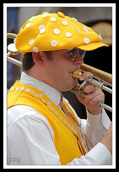 IMAGE: http://i568.photobucket.com/albums/ss130/rutlian/IMG_1394-Edit.jpg