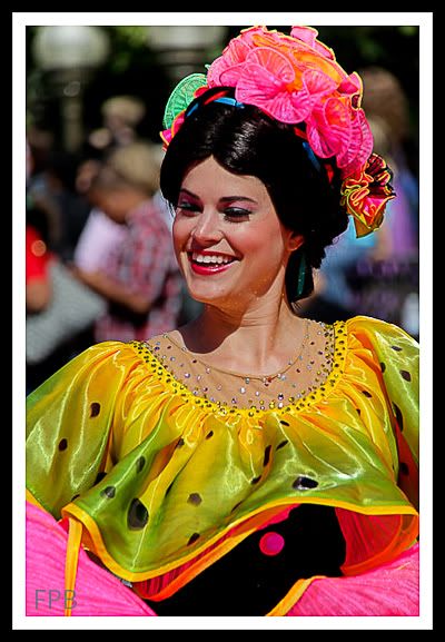 IMAGE: http://i568.photobucket.com/albums/ss130/rutlian/IMG_1525-Edit.jpg