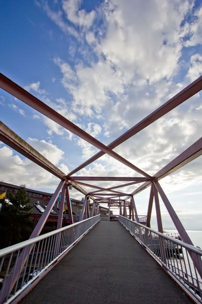 IMAGE: http://i568.photobucket.com/albums/ss130/rutlian/IMG_7557-2.jpg