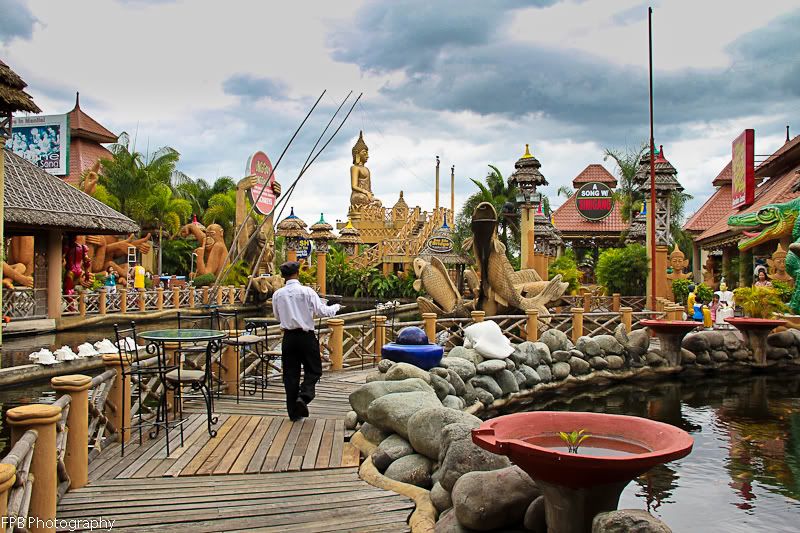 IMAGE: http://i568.photobucket.com/albums/ss130/rutlian/IMG_7620-1.jpg