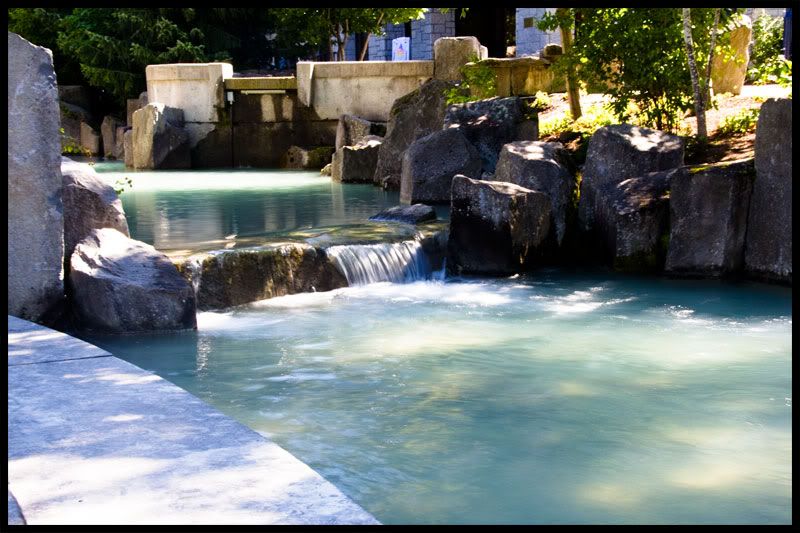 IMAGE: http://i568.photobucket.com/albums/ss130/rutlian/IMG_7955.jpg