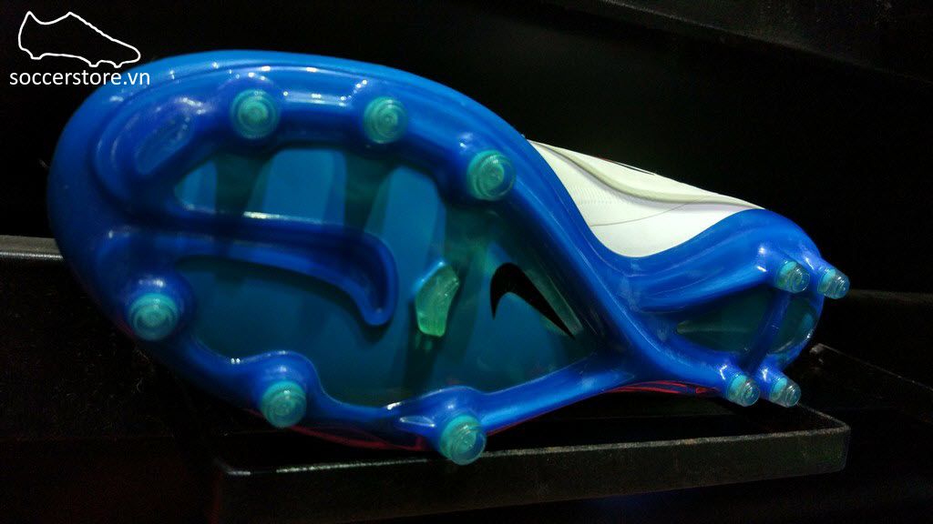 Nike Hypervenom Phatal FG- White/ Blue Lagoon/ Total Crimson/ Black 599075-148