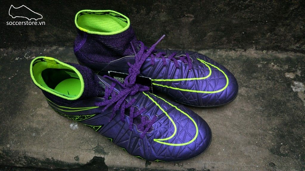 nike hypervenom phantom ii