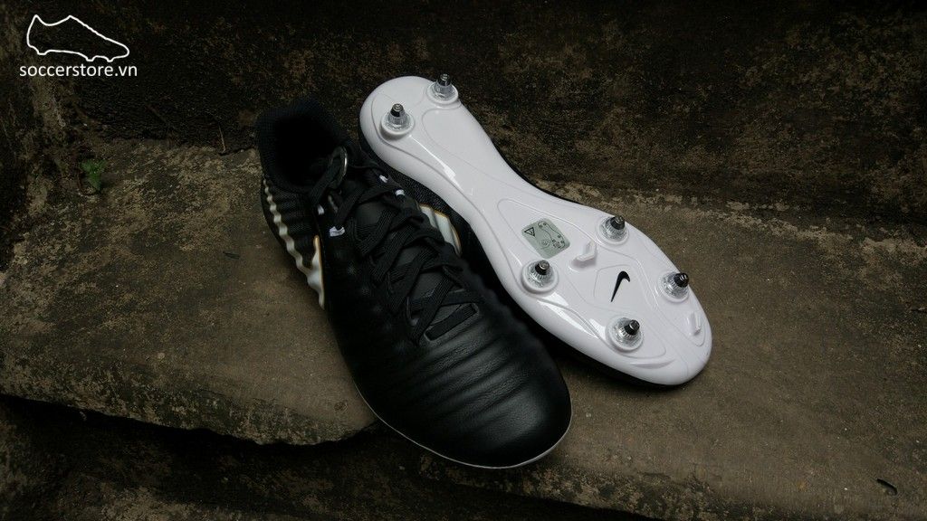 Nike Tiempo Ligera IV SG- Black/ White/ Black 897745-002
