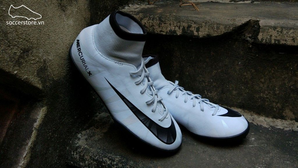 Nike MercurialX Victory VI CR7 DF Kids TF - White/ Blue Tint 903601-401