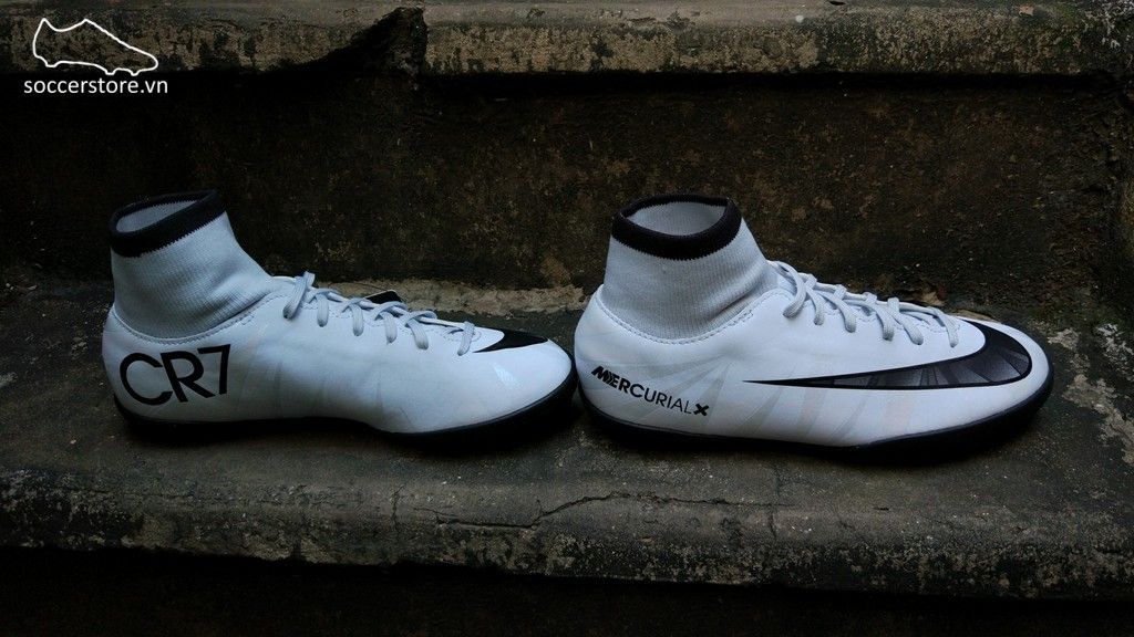 Nike MercurialX Victory VI CR7 DF Kids TF - White/ Blue Tint 903601-401