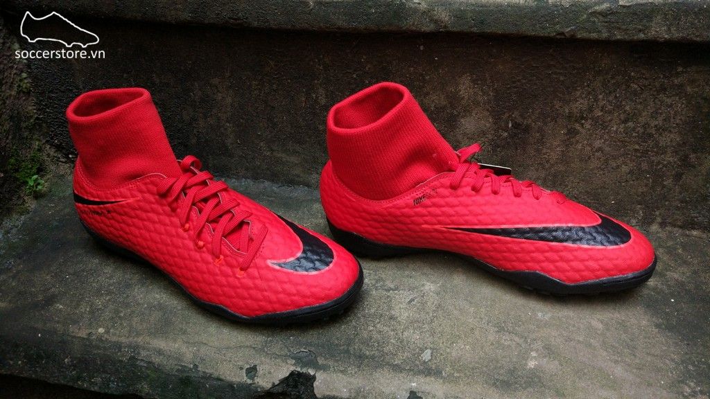 Nike Hypervenom Phelon III DF TF- University Red/ Black/ Bright Crimson 917769-616
