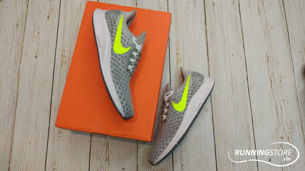 Nike Airzoom Pegasus 35 - White/ Volt/ Gunsmoke- 942851-101