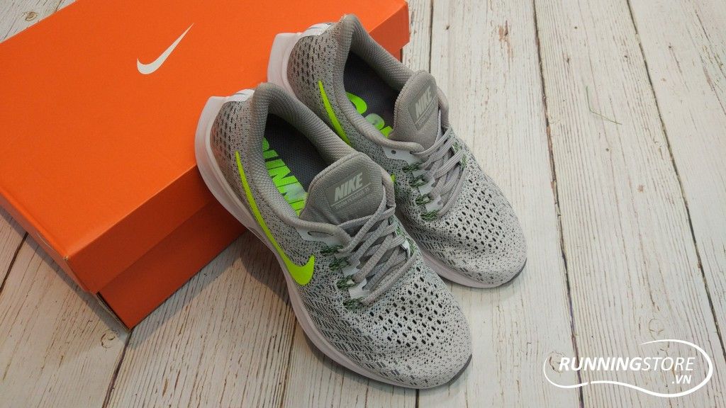 Nike Airzoom Pegasus 35 - White/ Volt/ Gunsmoke- 942851-101