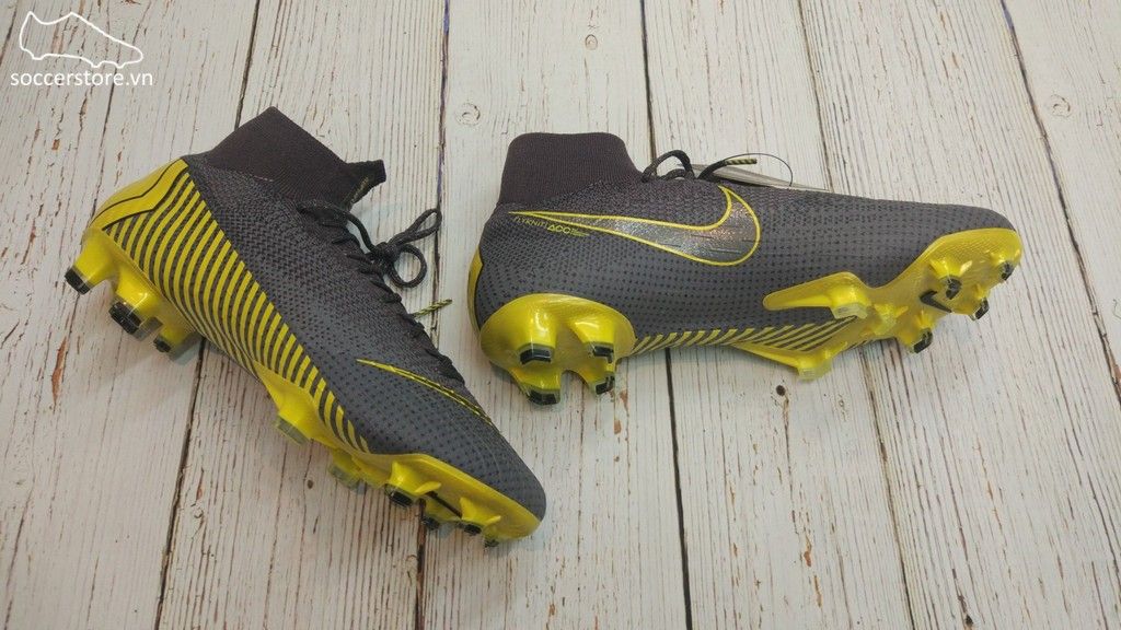 Exclusive Nike Jr Mercurial Superfly VI Academy NJR MG Kids.