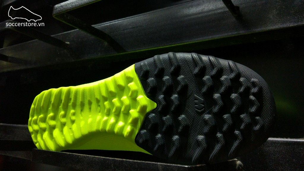 Nike Mercurial Superfly VI Academy TF- Volt/ Black AH7370-701