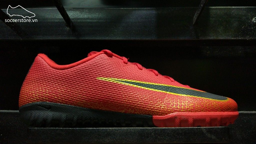 nike mercurial vapor xii academy cr7