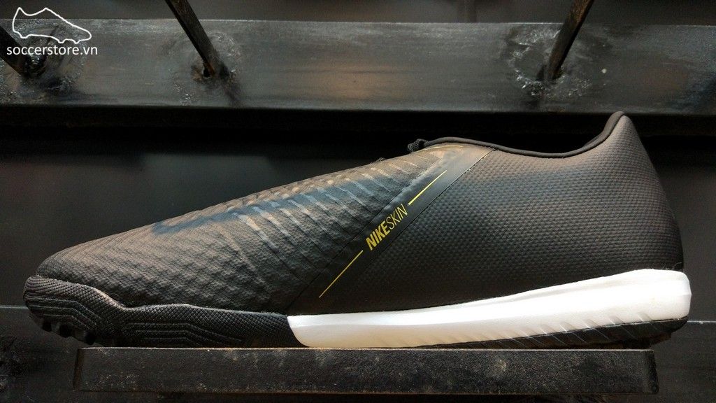 Nike Phantom VNM Academy TF - Black/ Metallic Gold AO0571-077