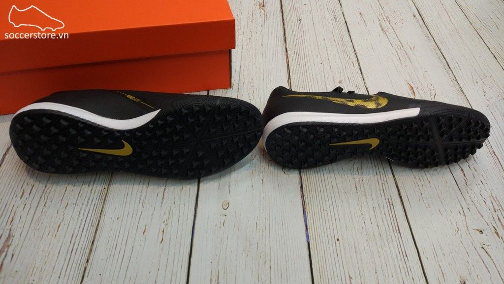 Nike Phantom VNM Academy TF - Black/ Metallic Gold AO0571-077